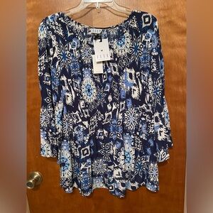 3/4 Sleeve Dressy Top